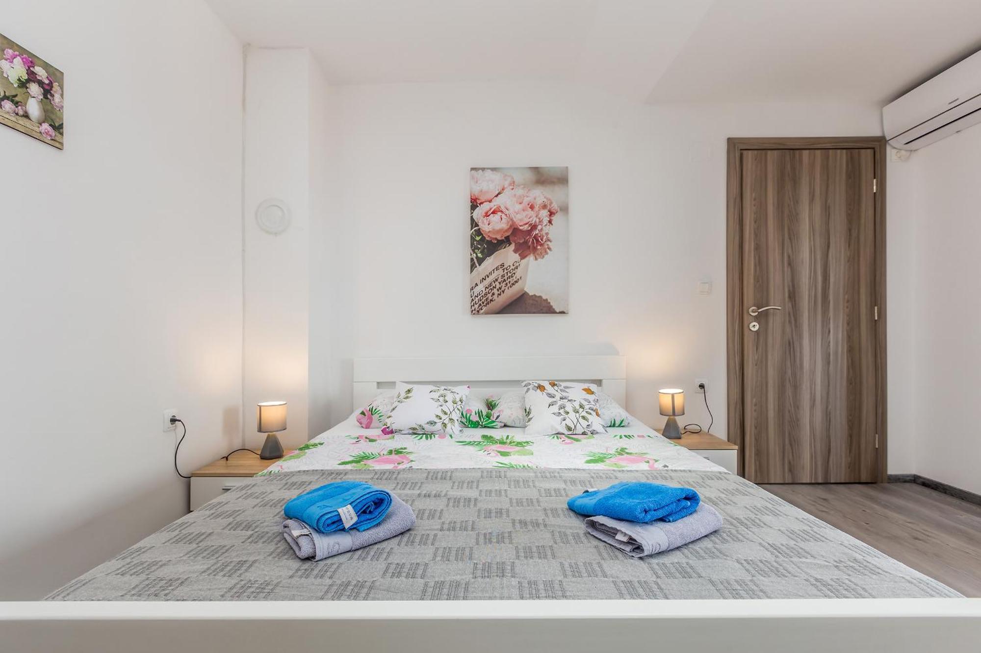 Apartmani Tena Нивице Экстерьер фото