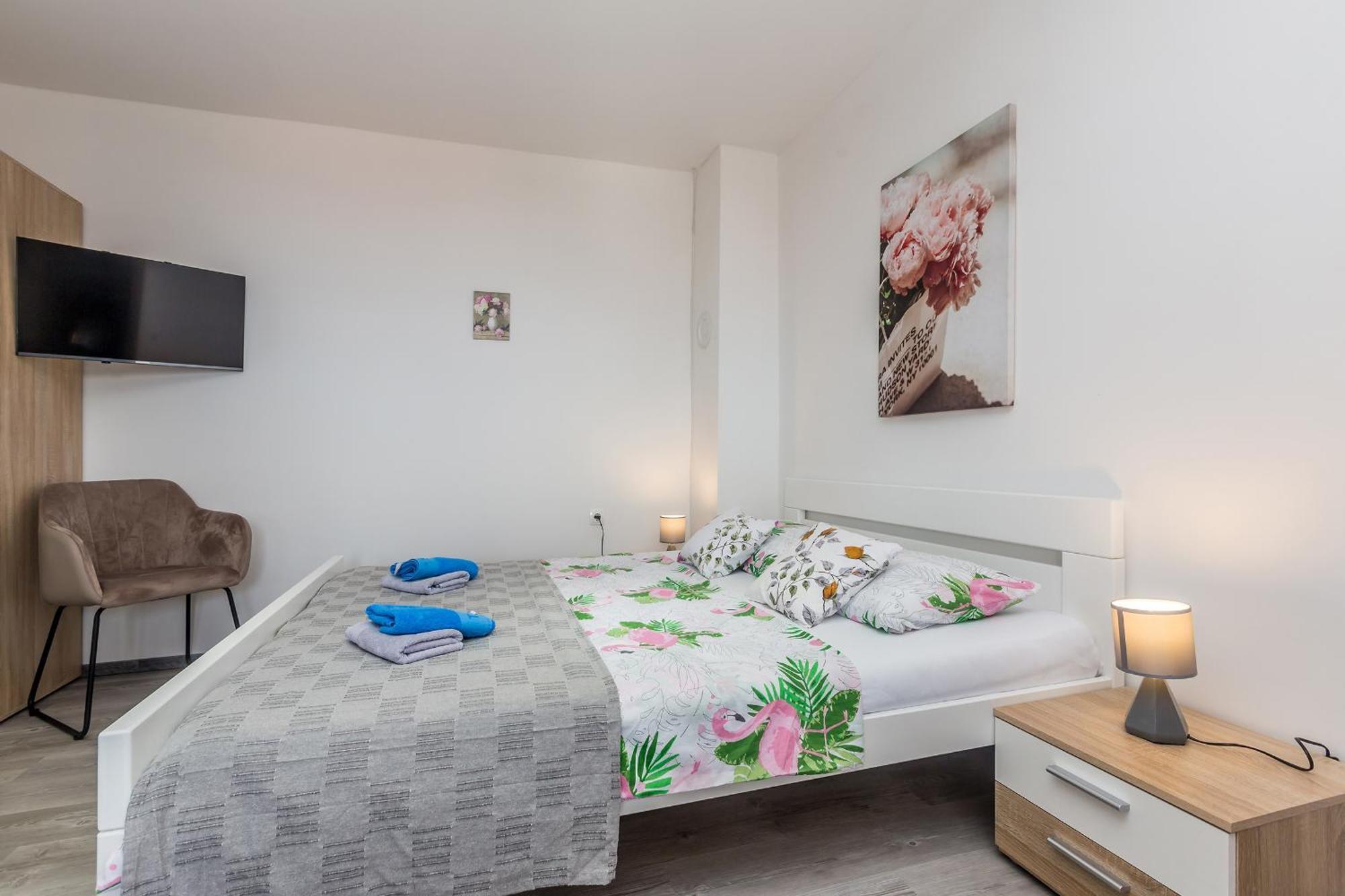 Apartmani Tena Нивице Экстерьер фото