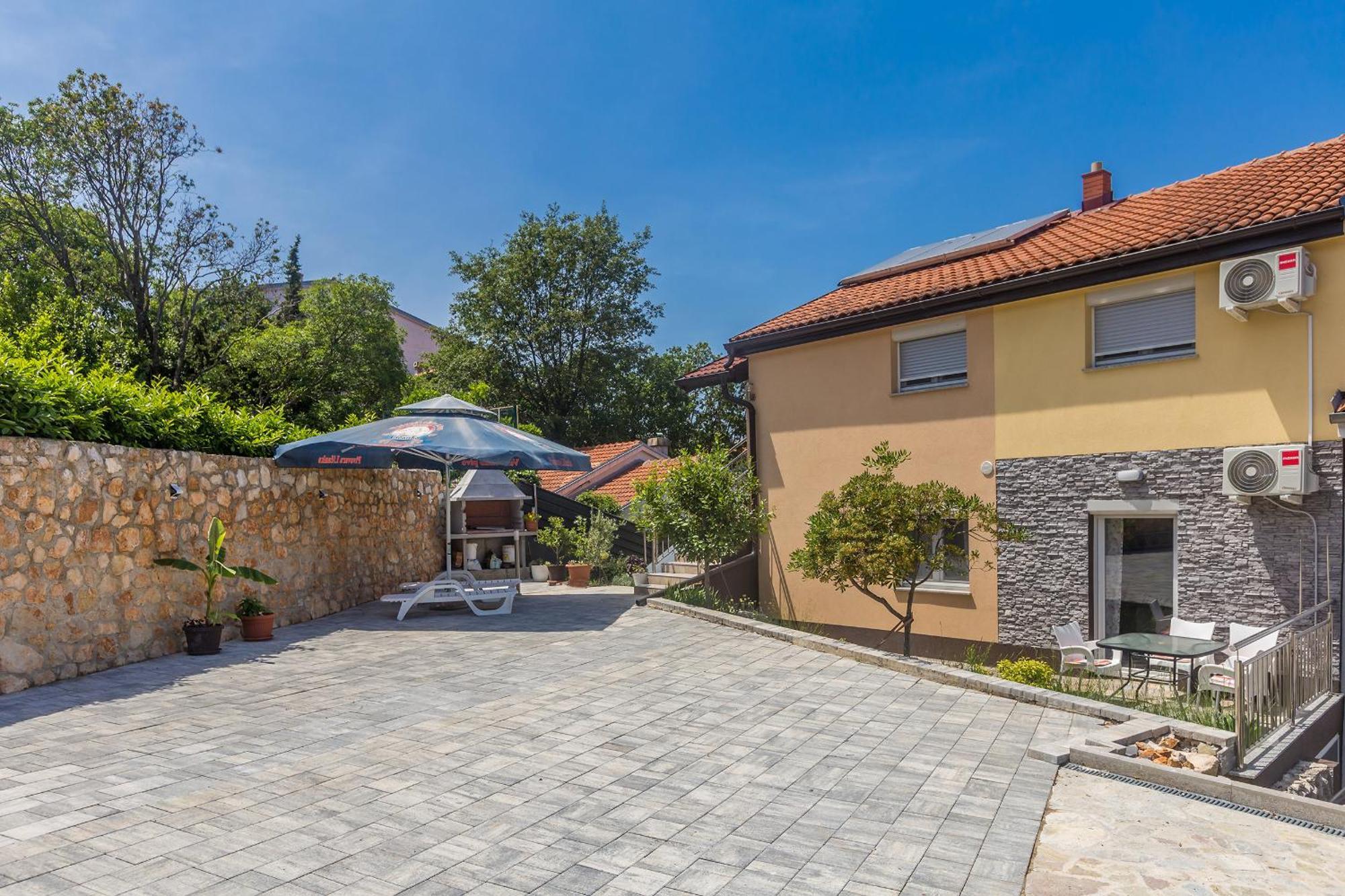 Apartmani Tena Нивице Экстерьер фото